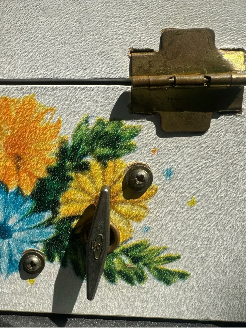 N/A charming hand